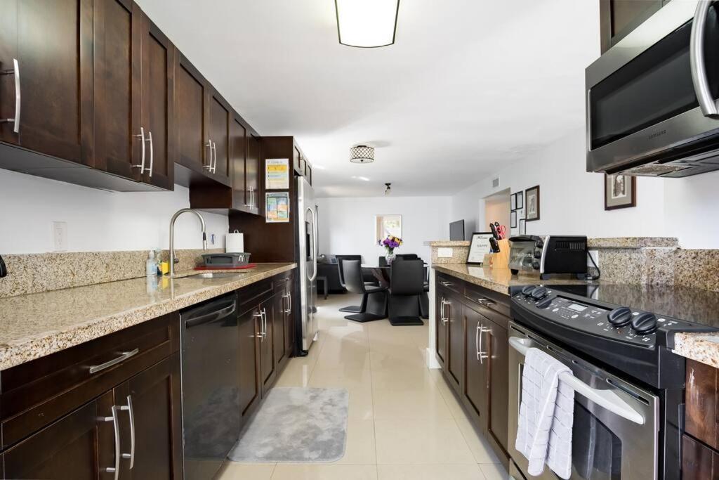 A2 - Endless Summer Vacation Rentals - 3 Bedroom Apartment Close To Casino Fort Lauderdale Esterno foto
