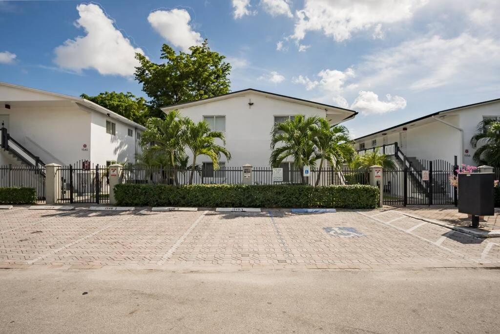 A2 - Endless Summer Vacation Rentals - 3 Bedroom Apartment Close To Casino Fort Lauderdale Esterno foto